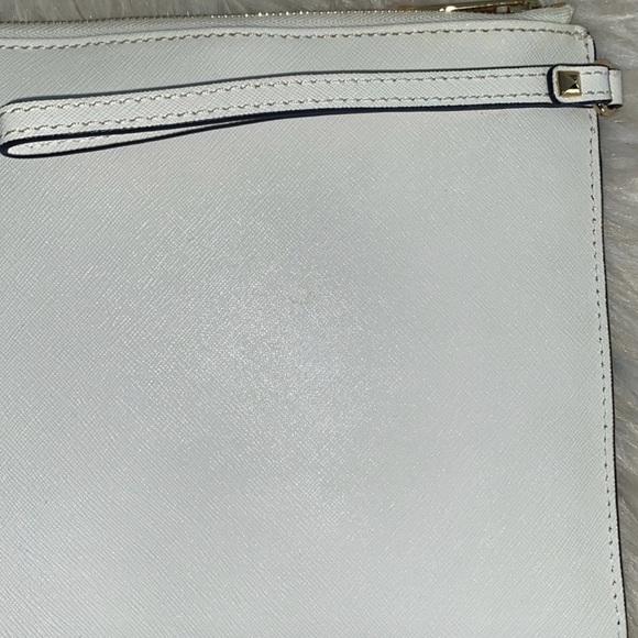 Michael Kors HAMILTON Tote/PYRAMID STUDDED XL Wristlet 2pc Set - Picture 16 of 16